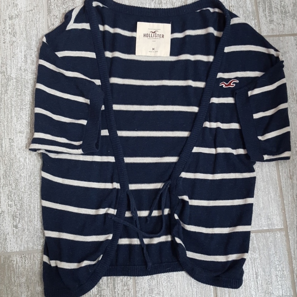 Hollister sweater